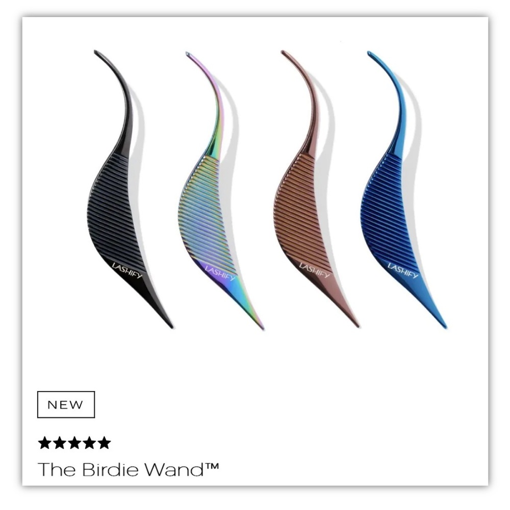 LASHIFY - THE BIRDIE WAND™ SAPPHIRE - 3.7" L x 0.6" W
Japanese stainless steel - Picture 6 of 6
